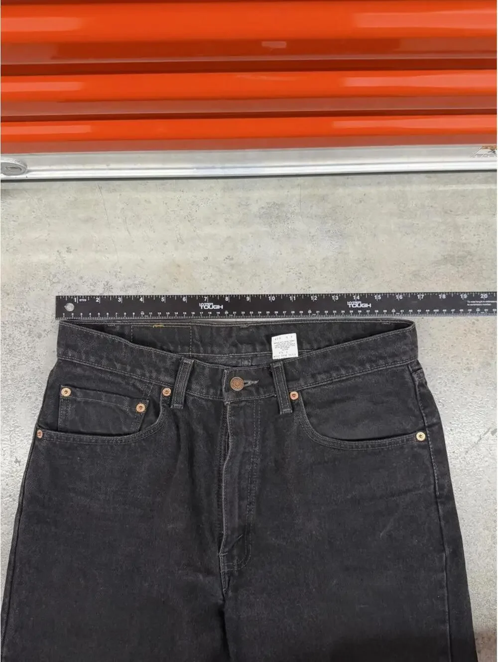 vintage levis 550 faded black relaxed baggy fit jeans size 34 x 32